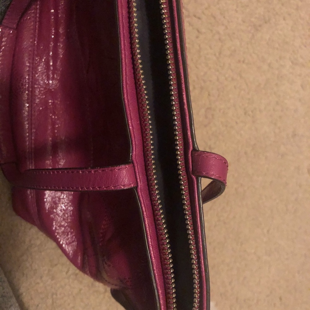 Coach purse in guc - Picture 2 of 6